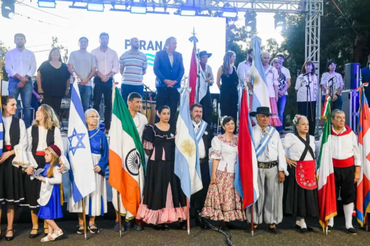 Comenzó una nueva edición de la Feria de las Colectividades