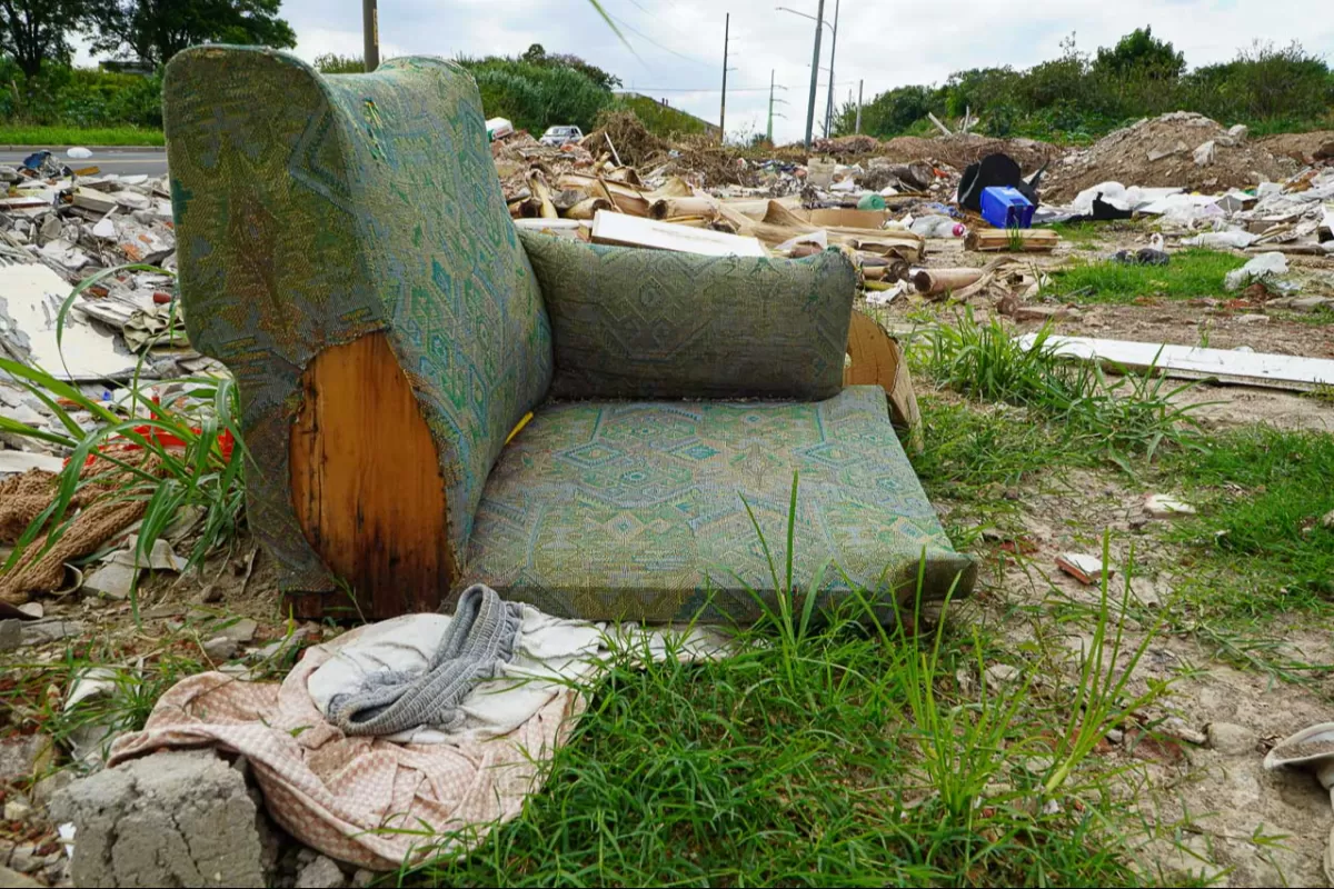 El Municipio realiz&oacute; un operativo de limpieza en calle El Paracao