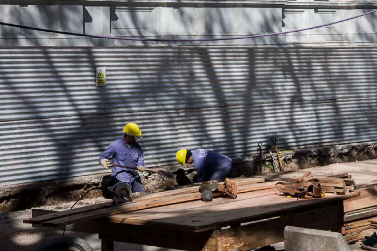 La Municipalidad de Paraná reinició los trabajos en Plaza Carbó