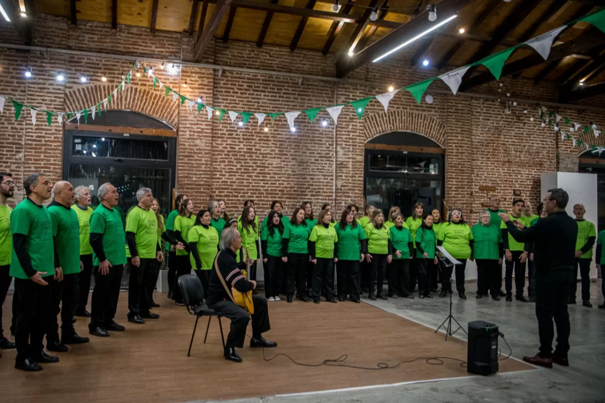 El Coro de la Ciudad celebra sus 30 a&ntilde;os con un nuevo Encuentro Coral en el Teatro 3 de Febrero