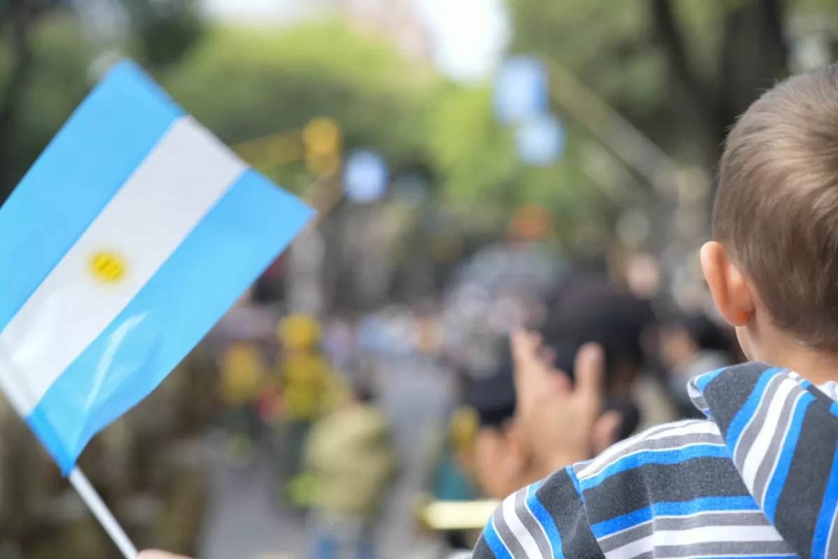 Paran&aacute; conmemora el 216&deg; aniversario de la Revoluci&oacute;n de Mayo