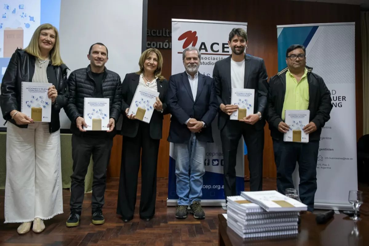 Presentaron un libro sobre comunicación política en la ciudad