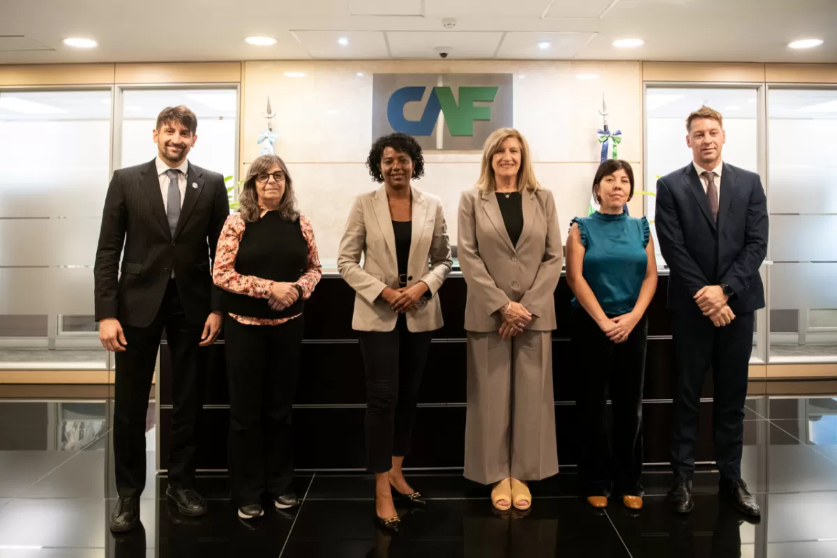 Romero present&oacute; ante el Banco de Desarrollo de Am&eacute;rica Latina y el Caribe proyectos estrat&eacute;gicos para Paran&aacute;