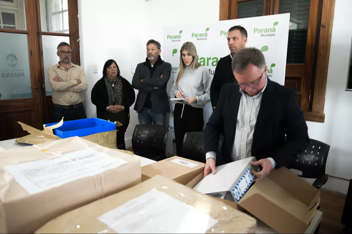 Siete empresas se presentaron para la licitaci&oacute;n del nuevo Sistema de Estacionamiento Medido de Paran&aacute;