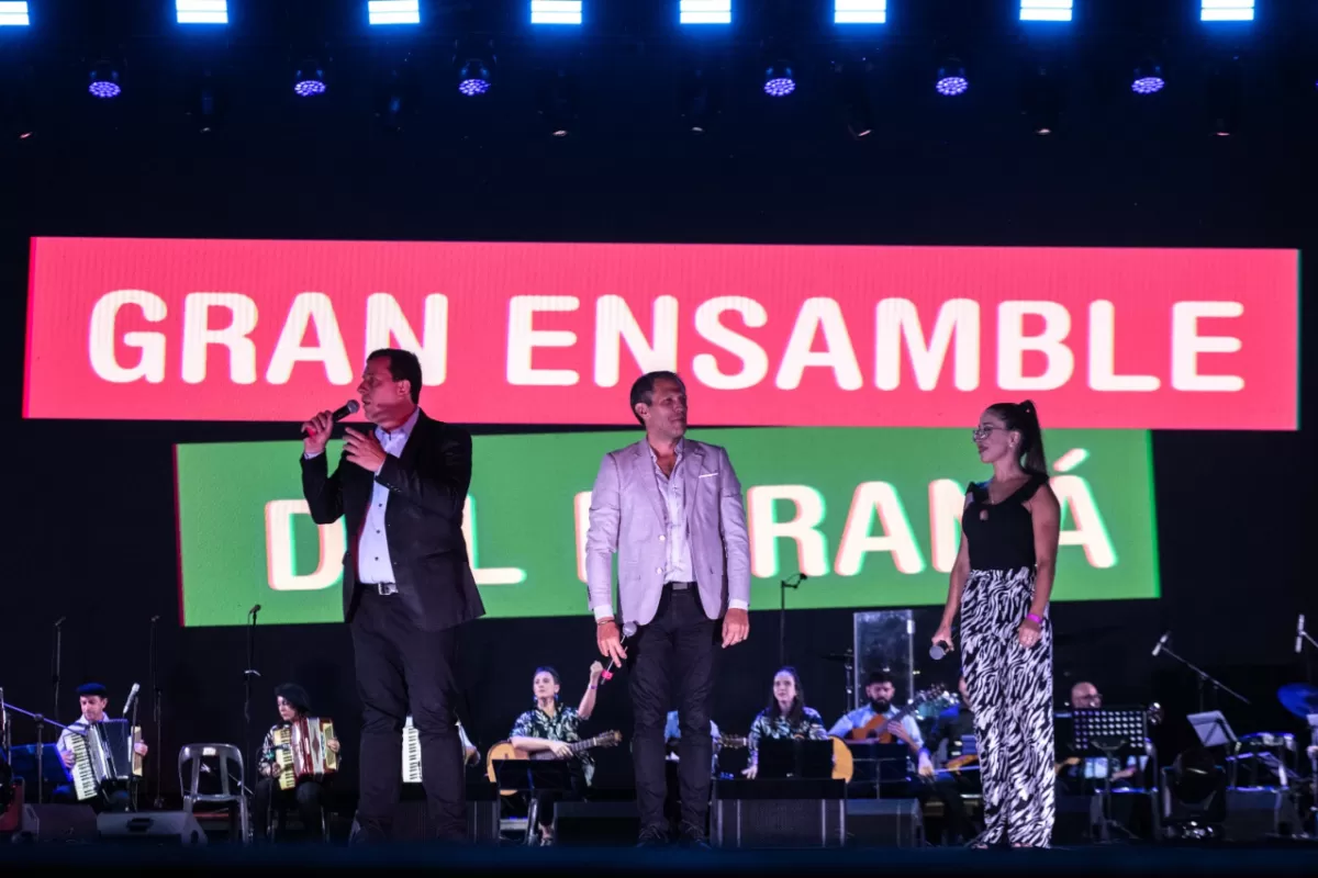 Gran Ensamble Paran&aacute; dio un espect&aacute;culo de primer nivel en la Fiesta Nacional del Mate