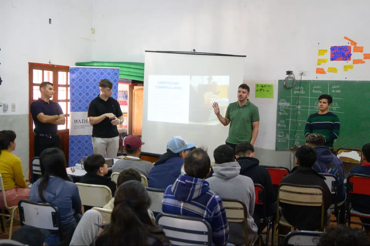 Brindaron una jornada para concientizar sobre el uso seguro de herramientas tecnológicas