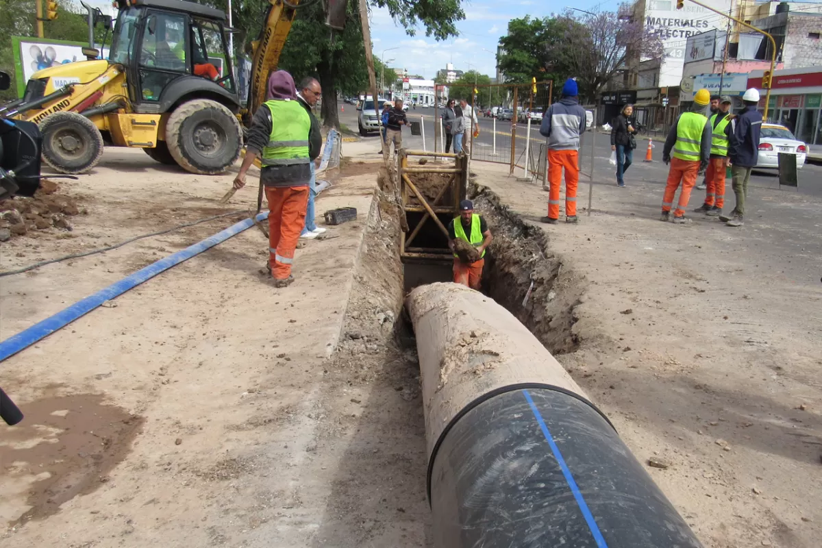 Última etapa de la obra para mejorar el servicio de agua potable a la zona Oeste
