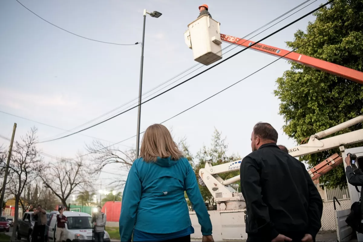 El Municipio instalará 6.000 nuevas luminarias en la ciudad