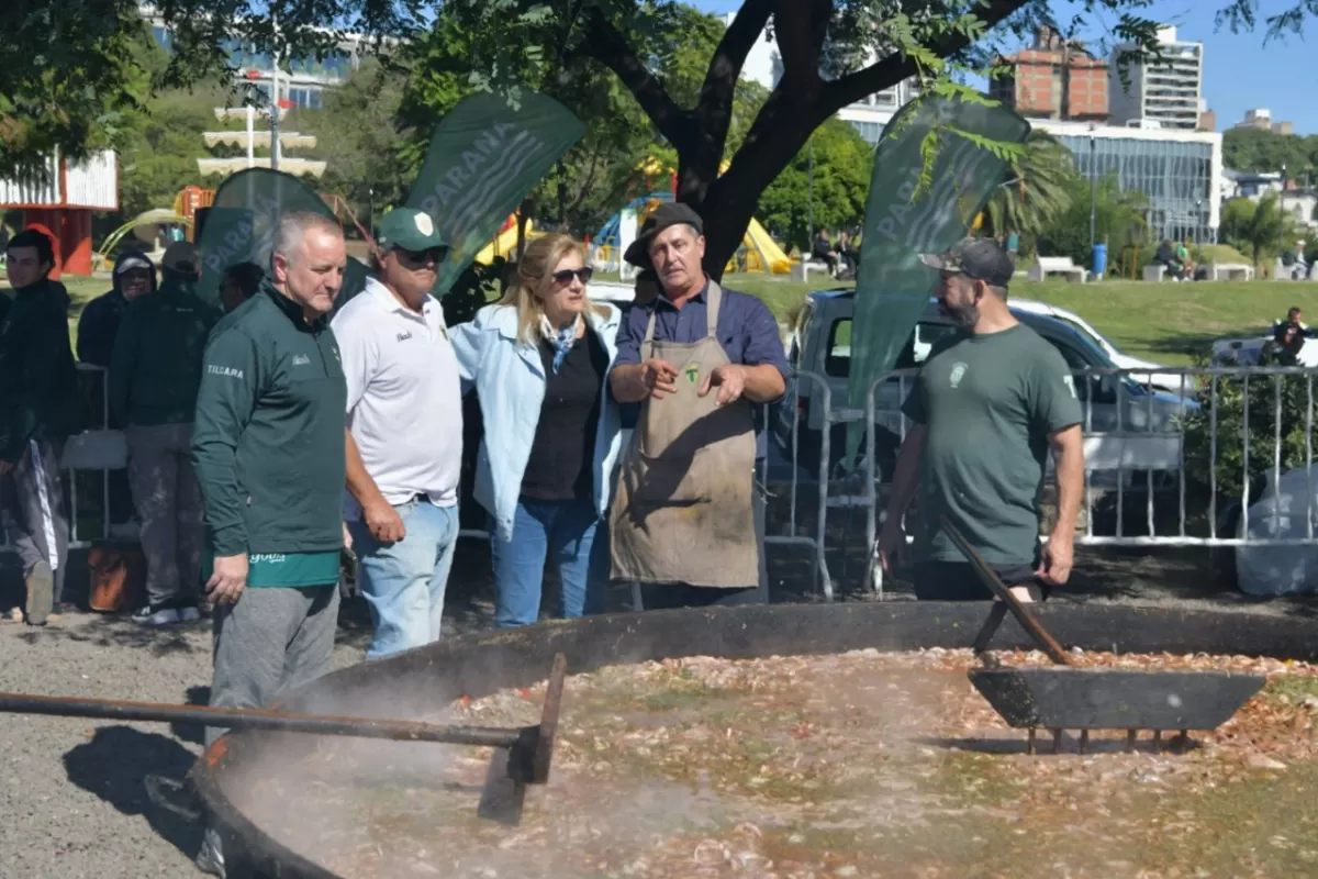 La Gran Paella tuvo su nueva edici&oacute;n en Paran&aacute;