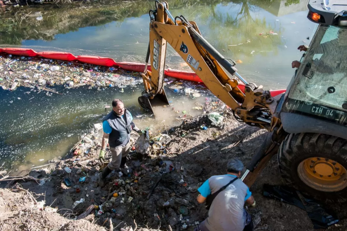 Se realizó una nueva jornada de limpieza en el Arroyo Antoñico