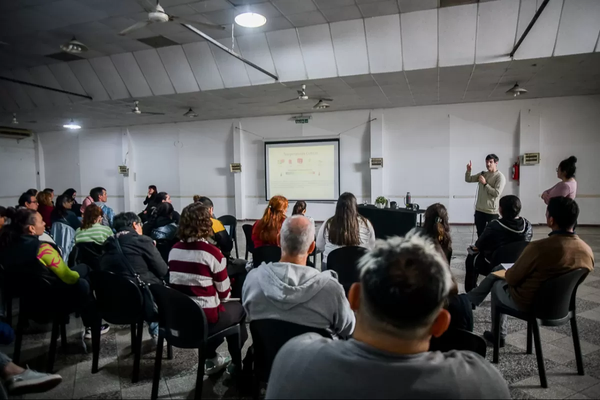 Brindaron una capacitaci&oacute;n sobre manipulaci&oacute;n e inocuidad de alimentos