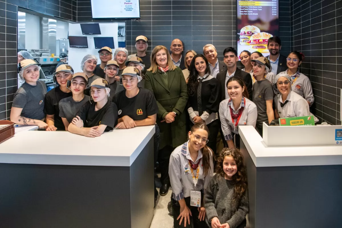 Abrieron 80 nuevos puestos de trabajo con la inauguraci&oacute;n del primer Auto Mac de la provincia