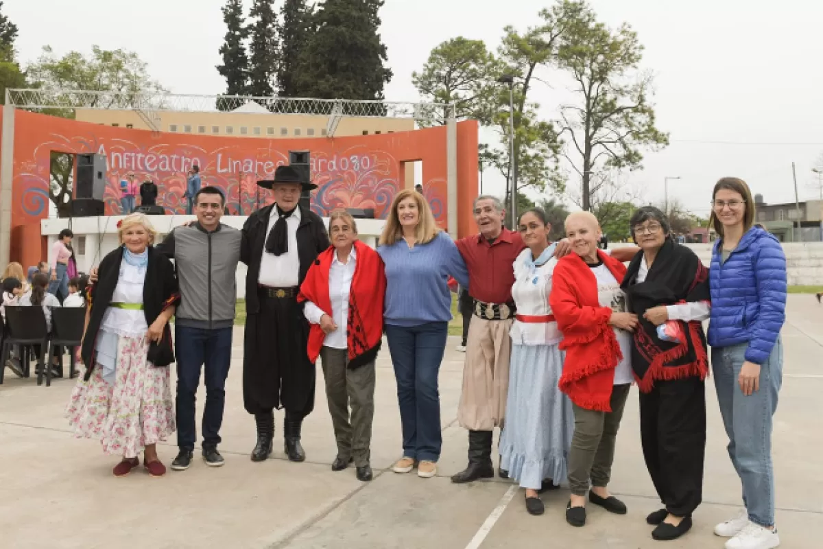 San Agustín celebró el cumpleaños de la ciudad a pura fiesta