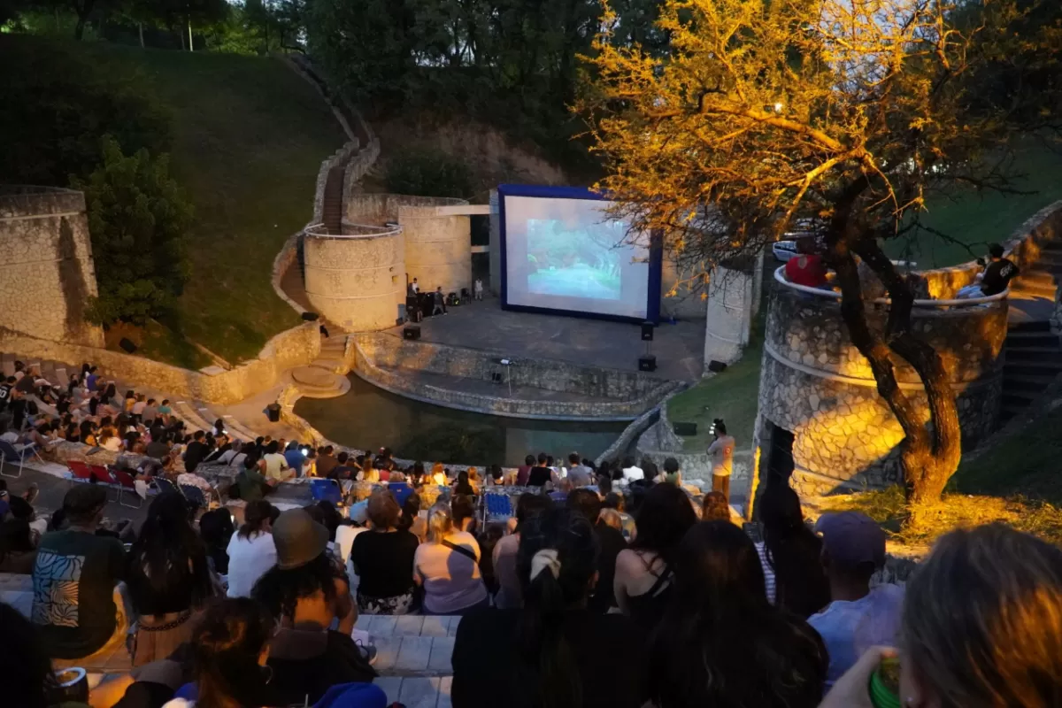 La pel&iacute;cula &ldquo;Bel&eacute;n&rdquo; abri&oacute; el ciclo Cine Bajo las Estrellas