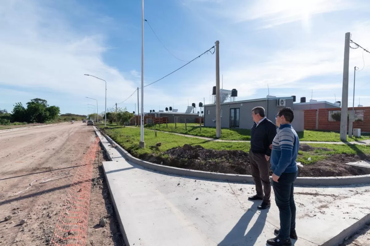 Avanzan las obras de infraestructura en el barrio Humedales del Oeste
