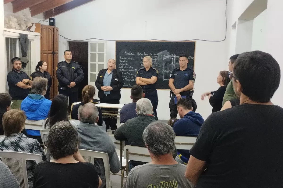 El Municipio participa en foros de seguridad y coordina acciones con vecinos