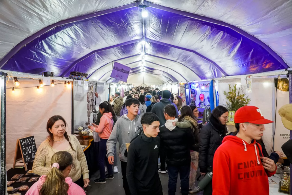 Comenz&oacute; la Feria de Vacaciones de Invierno en la Costanera