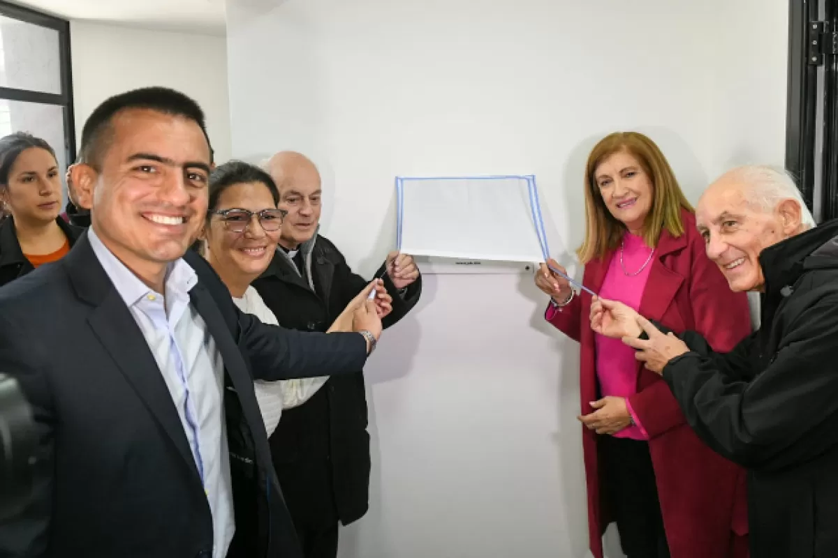 La intendenta Romero inauguró la obra de remodelación del Centro Comunitario San Roque