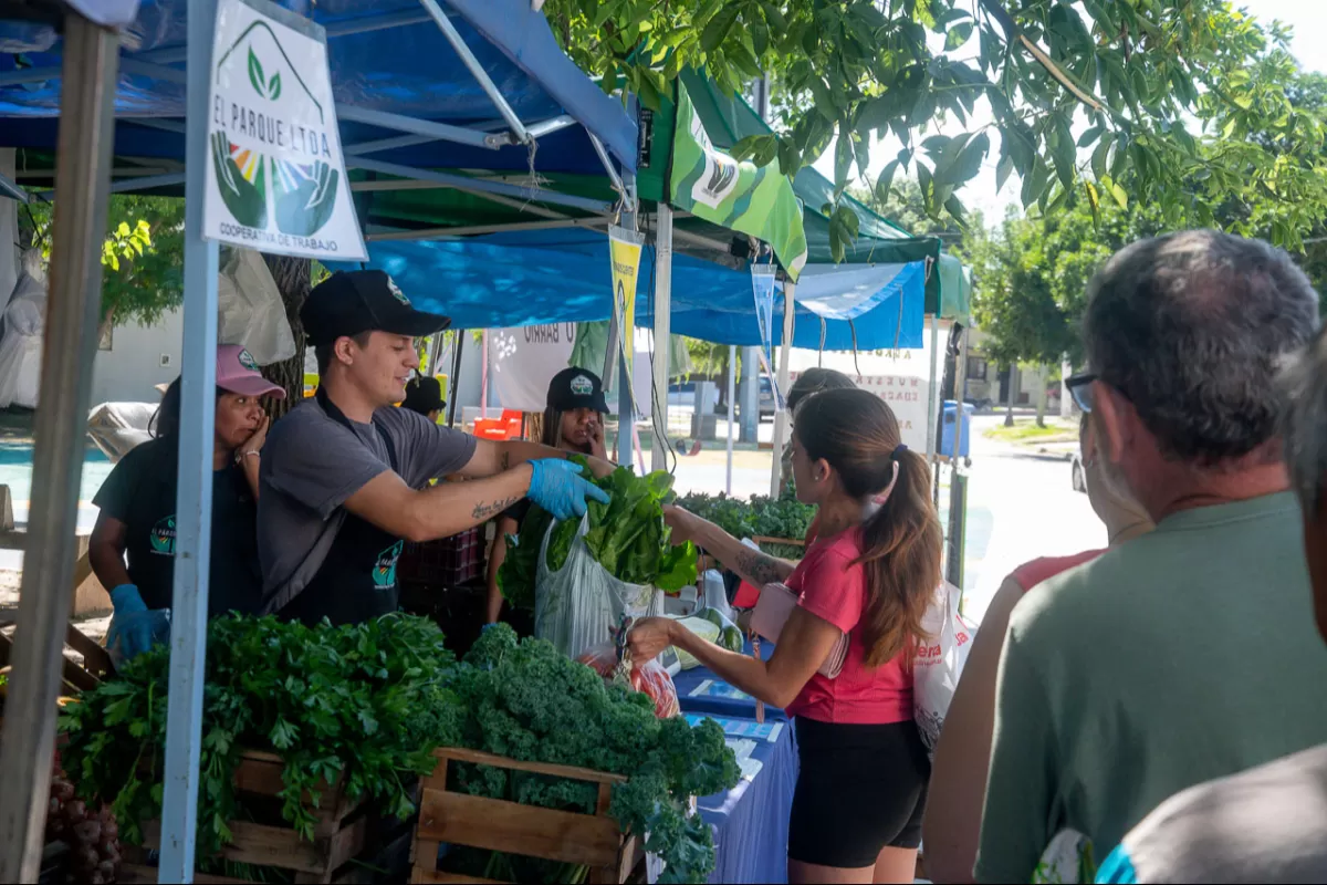 La Feria en tu Barrio recorre tres puntos con alimentos a precios accesibles
