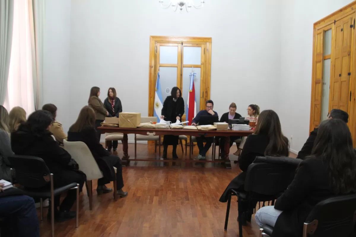 Ocho empresas compiten por la restauraci&oacute;n de la hist&oacute;rica Escuela Mariano Moreno de Paran&aacute;