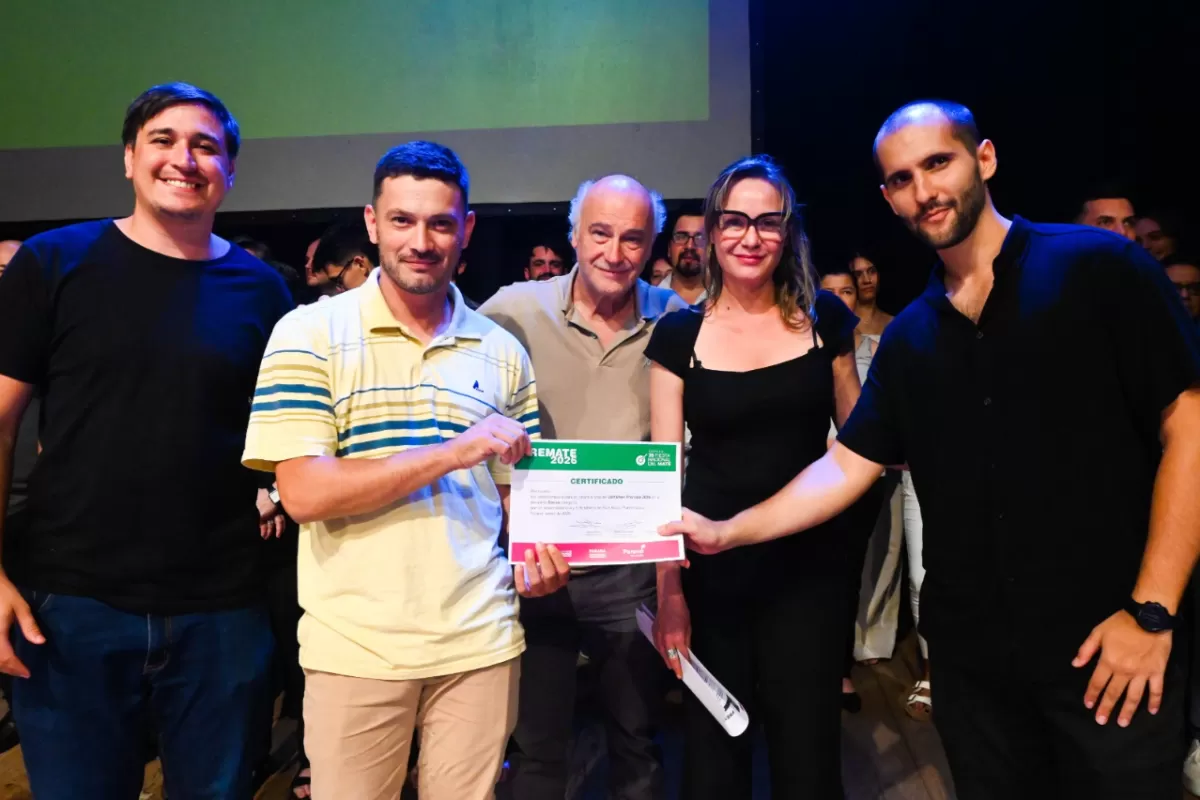 M&aacute;s de 350 artistas se presentaron en el Teatro 3 de Febrero