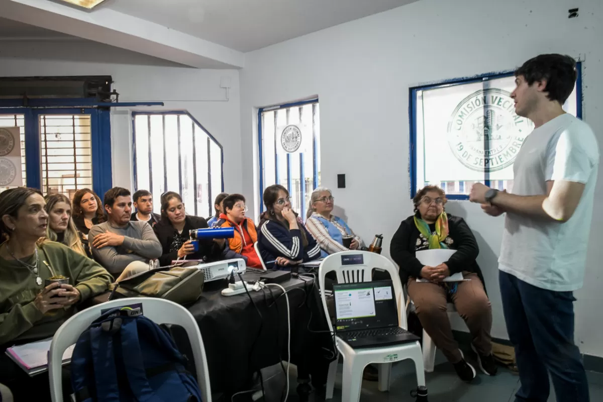 Impulsan la formaci&oacute;n para emprendedores gastron&oacute;micos en la comisi&oacute;n vecinal 19 de Septiembre