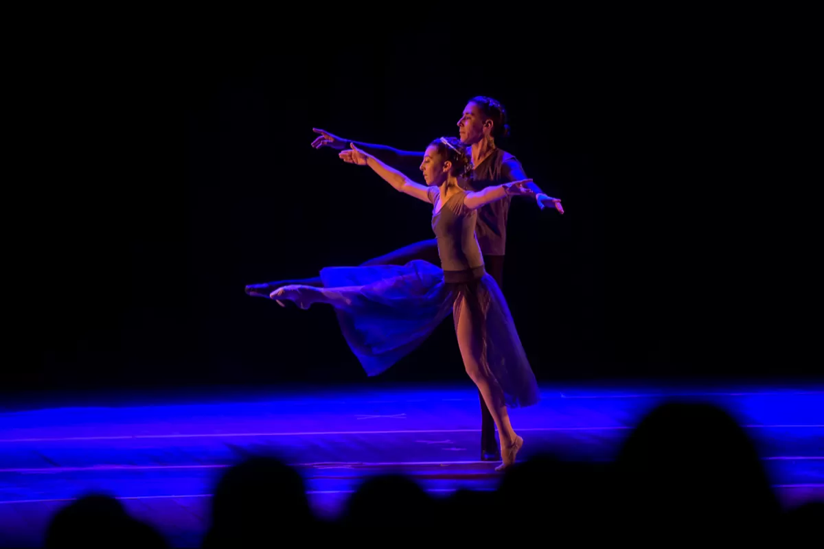 La Escuela Municipal de Danza realizó su muestra de invierno con gran participación de estudiantes y público