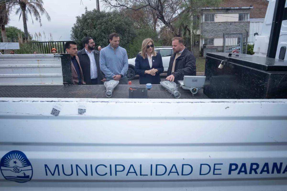La Municipalidad mejora la iluminación del Parque Industrial