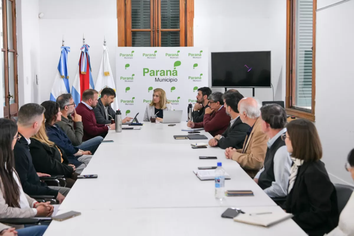 Paran&aacute; avanza en la digitalizaci&oacute;n de tr&aacute;mites y en obras estrat&eacute;gicas para la ciudad