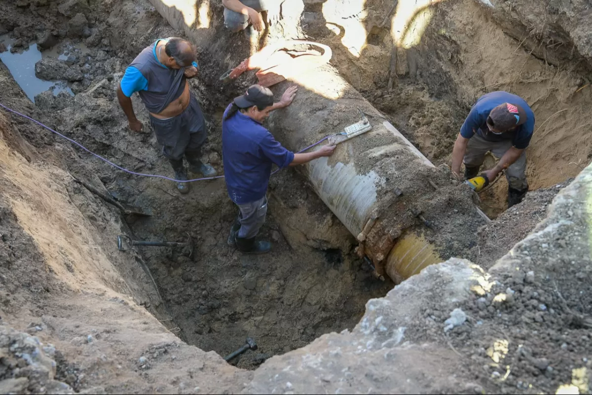 Finalizaron los trabajos sobre el caño maestro de agua en calle Rondeau y Circunvalación