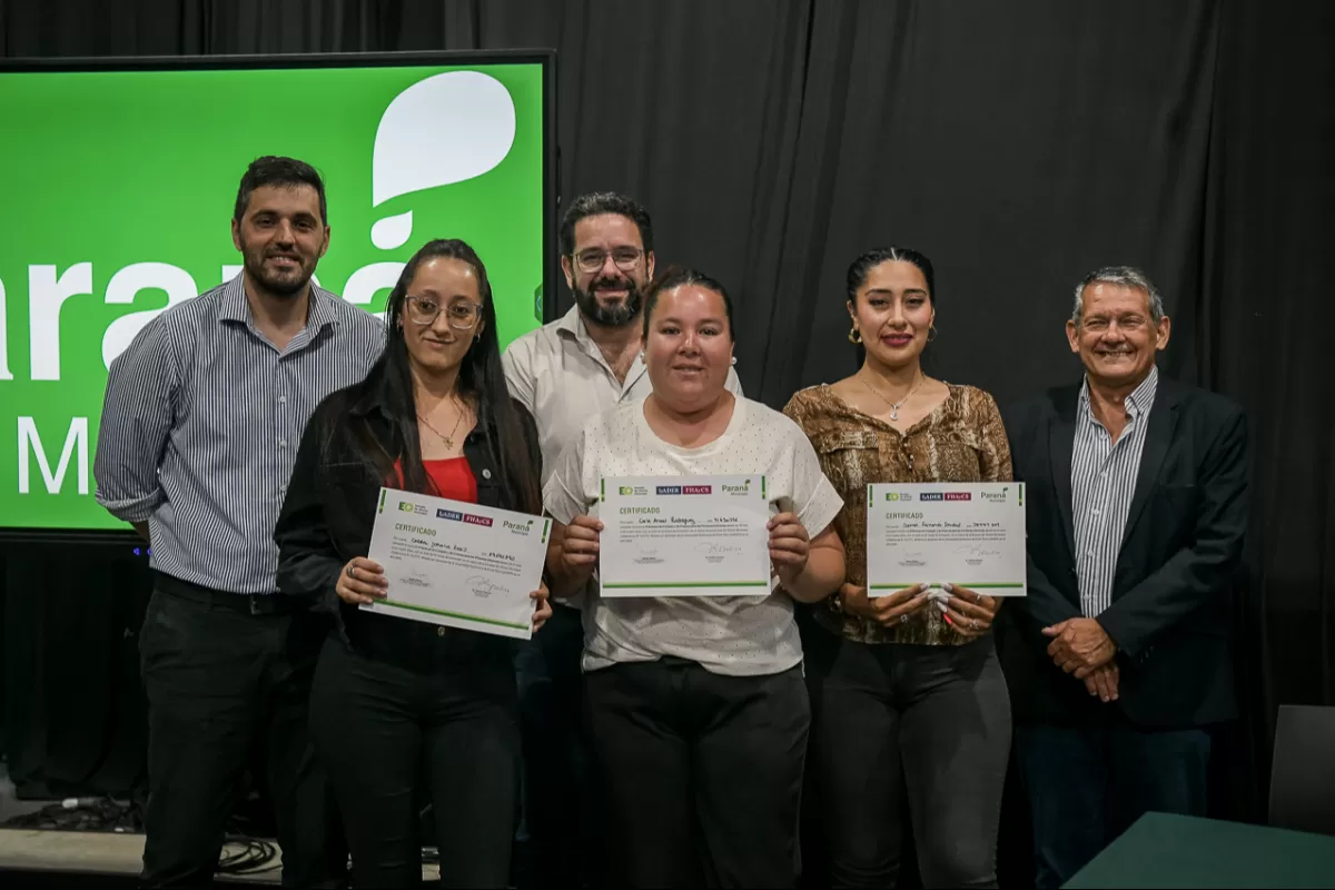 Entregaron certificados a egresados de la Escuela de Oficios y de programas de Empleo