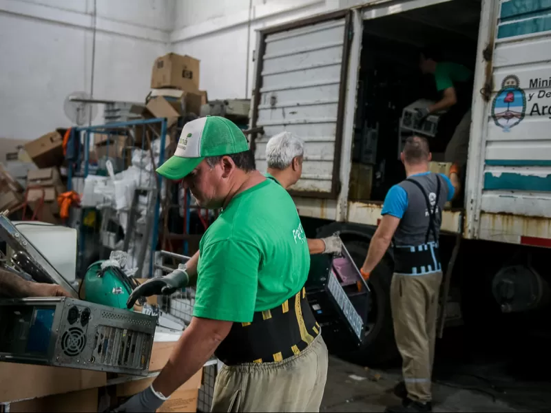 Paran&aacute; avanza con el tratamiento de residuos el&eacute;ctricos y electr&oacute;nicos