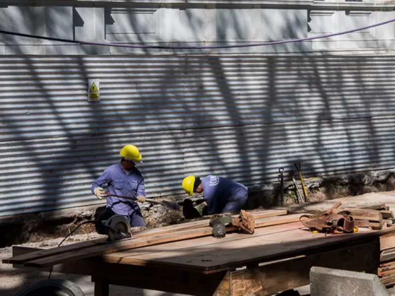 La Municipalidad de Paraná reinició los trabajos en Plaza Carbó