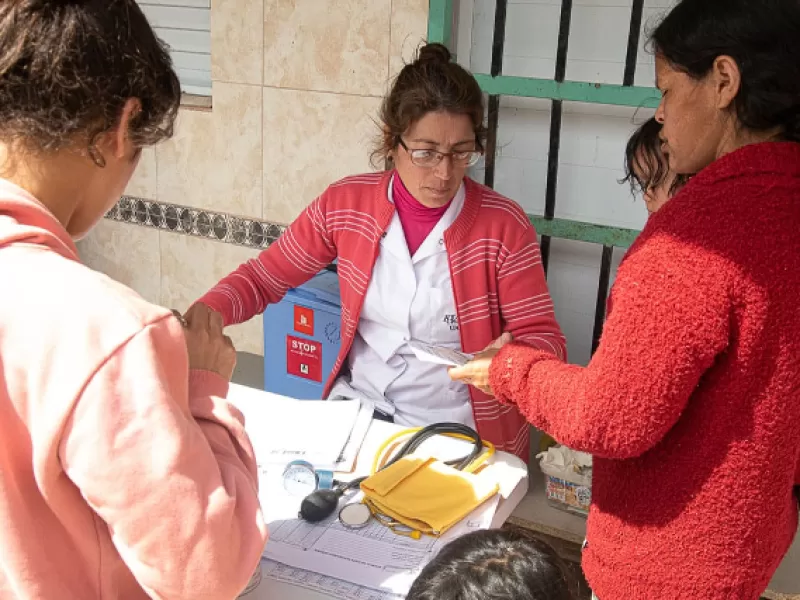 El municipio realizó un operativo de salud en barrio Illia