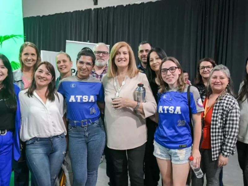 La intendenta Rosario Romero presentó el programa “Construir Valores”