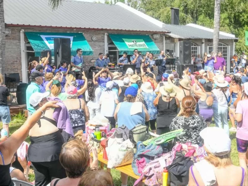 La Municipalidad inauguró la Colonia de Verano para personas mayores