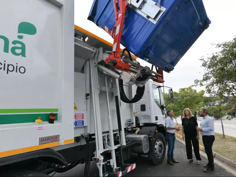 La Municipalidad incorporó 120 nuevos contenedores y dos compactadoras de carga lateral