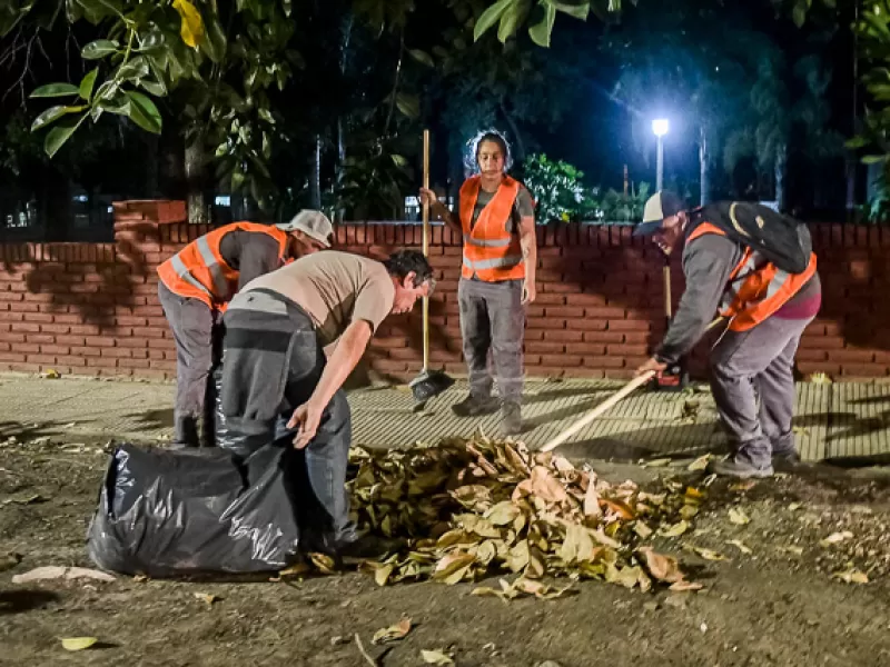 Continúan los operativos nocturnos de limpieza