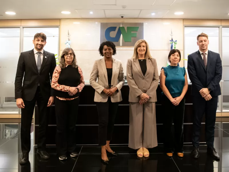 Romero present&oacute; ante el Banco de Desarrollo de Am&eacute;rica Latina y el Caribe proyectos estrat&eacute;gicos para Paran&aacute;