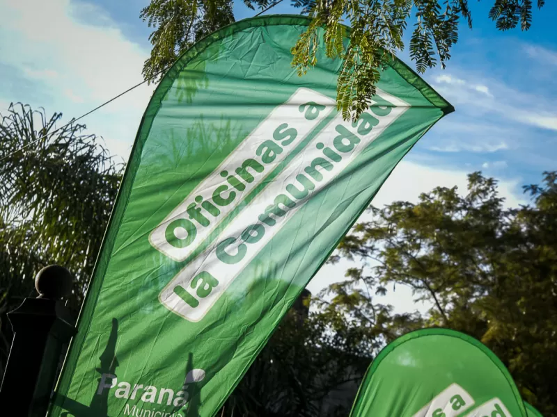 Oficinas a la Comunidad acerca servicios en la vecinal G&uuml;iraldes