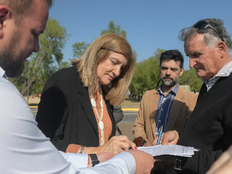 Reinician las obras de saneamiento e integración socio-urbana del arroyo Las Viejas