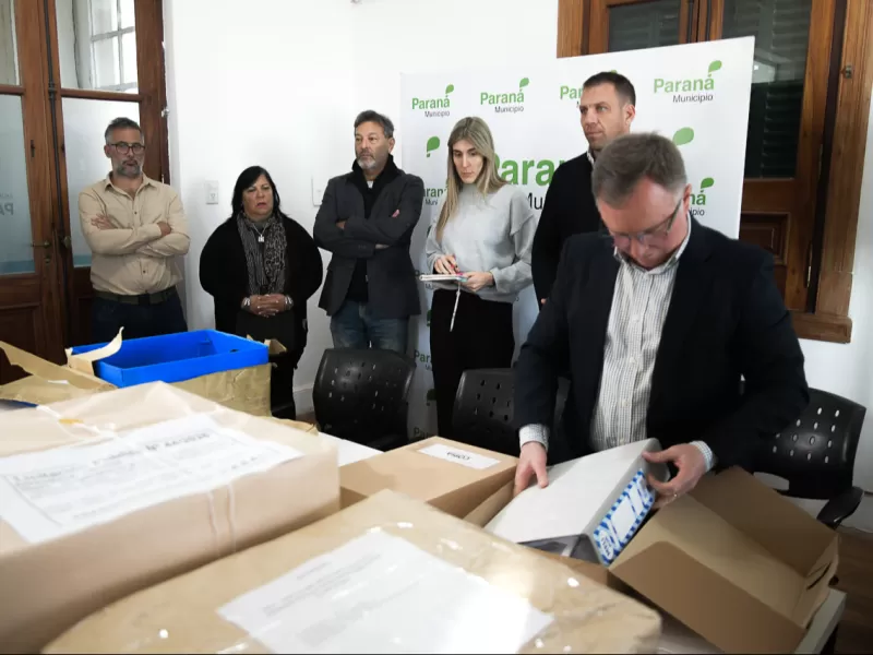 Siete empresas se presentaron para la licitaci&oacute;n del nuevo Sistema de Estacionamiento Medido de Paran&aacute;