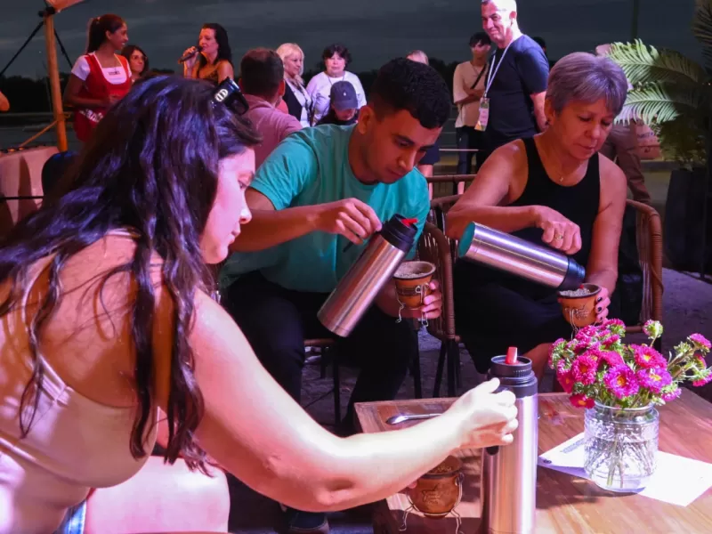 M&aacute;s de 500 personas participaron del Concurso de Cebadores de Mate