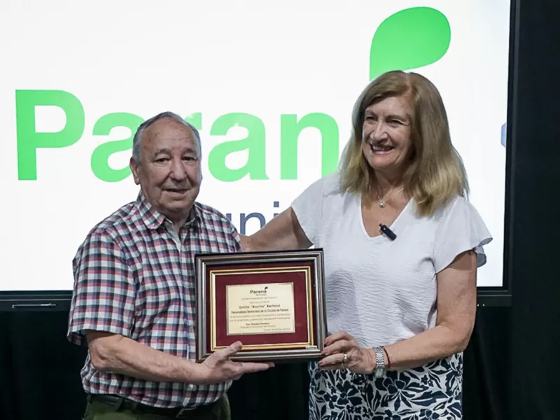 La Municipalidad reconoci&oacute; la trayectoria deportiva de Emilio &ldquo;Bocha&rdquo; Bertozzi