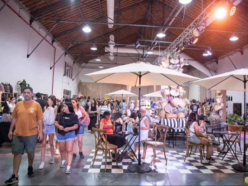 Mateando: el paseo comercial se afianza como polo de intercambio econ&oacute;mico vinculado a la cultura matera