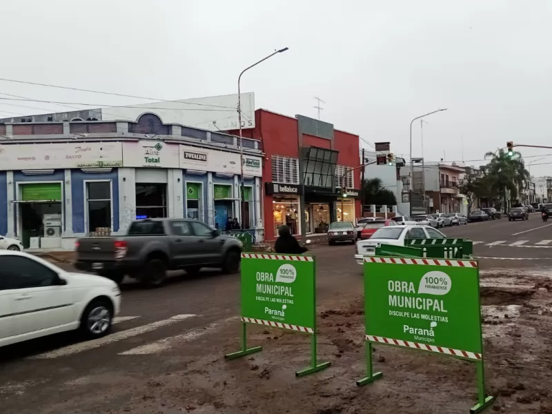 Plan de obras para habilitar una nueva red de distribuci&oacute;n de agua potable en avenida Almafuerte