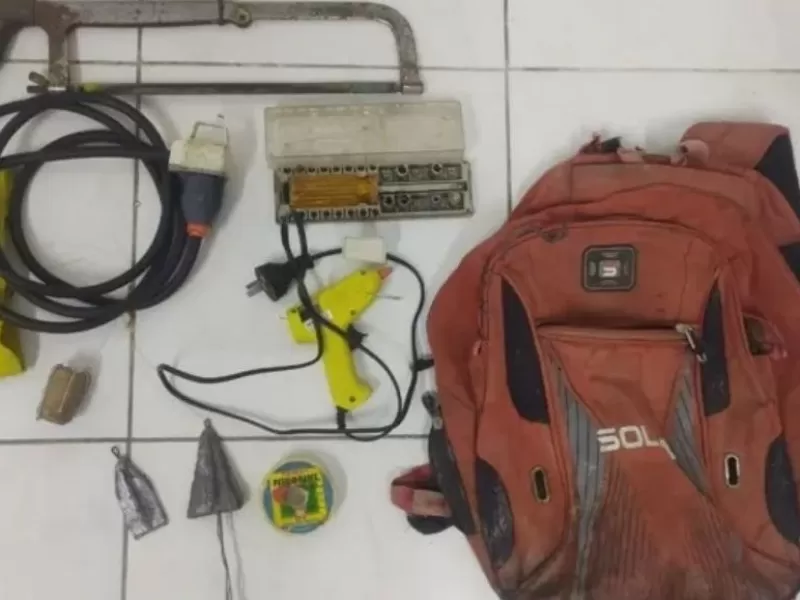 Delincuente fue descubierto por cámaras del 911 cuando vendía elementos robados