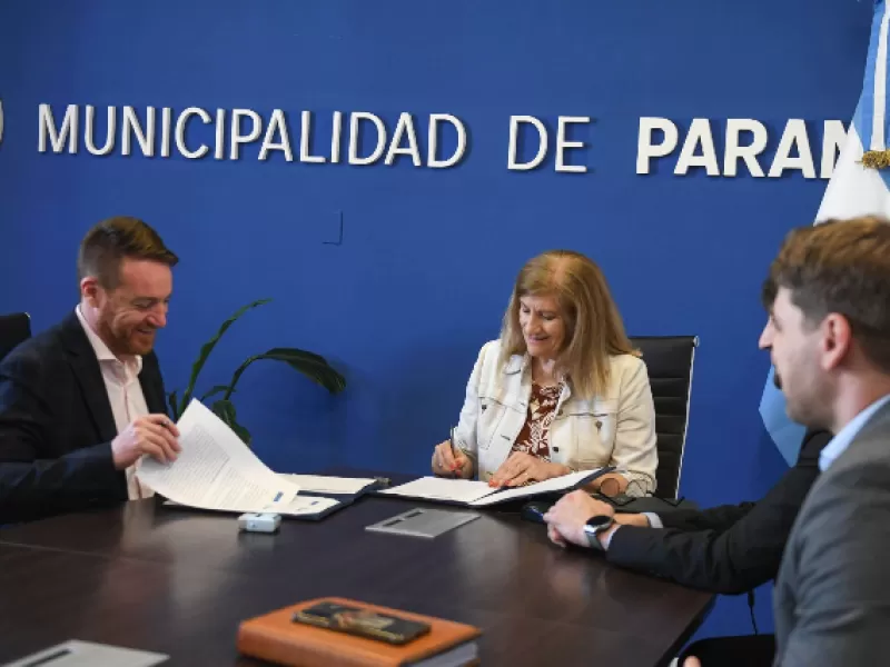 Romero y la Facultad de Ciencia y Tecnología de UADER firmaron convenios de colaboración