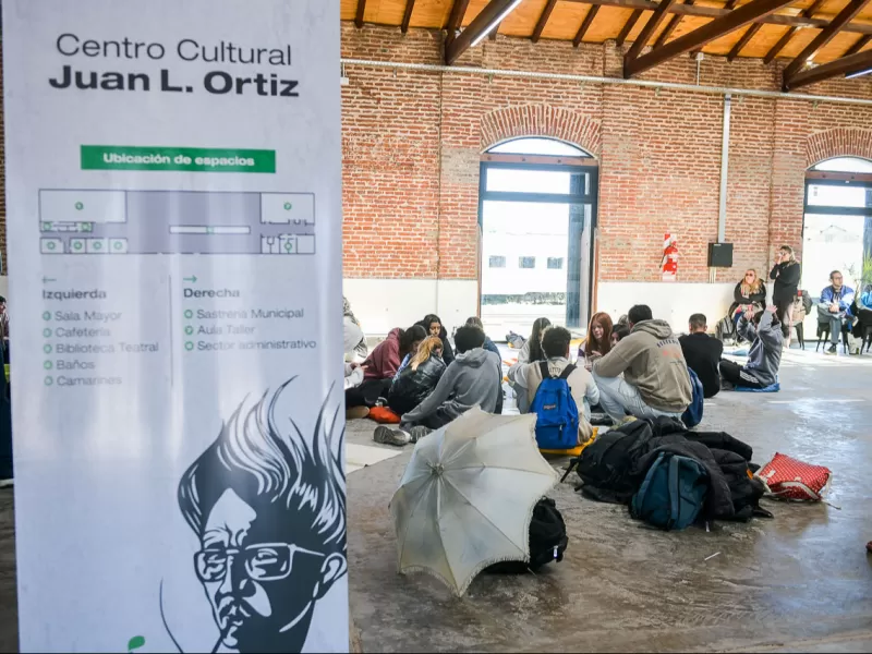 Comenzaron las actividades por la reinauguración del Juan L. Ortiz