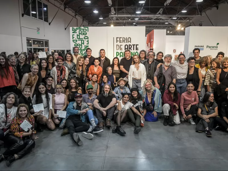 La Feria de Arte Paraná tuvo la entrega de premios a artistas y galerías